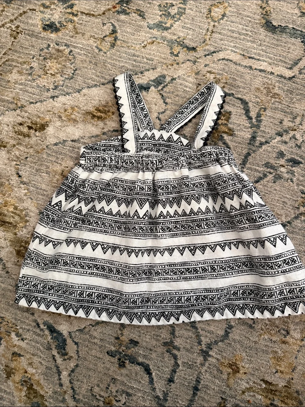 Old Navy Black and White Patterned Tank Top for Girls